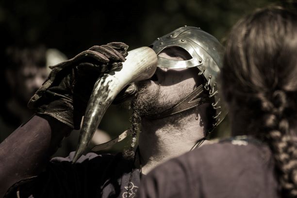 real-viking-real-viking-drinking-from-horn-countryside_58409-12922-1